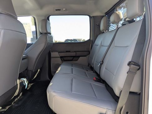 Used 2025 Ford F450 XL w/ XL Chrome Package RWD image 13