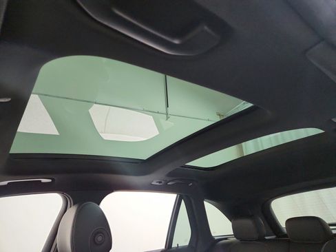 Certified 2022 Mercedes-Benz GLC 300 4MATIC image 27