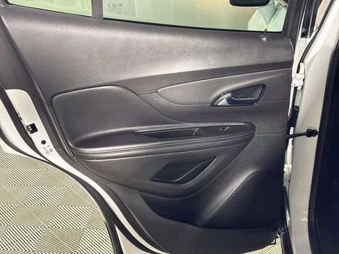 Used 2018 Buick Encore Preferred FWD image 18