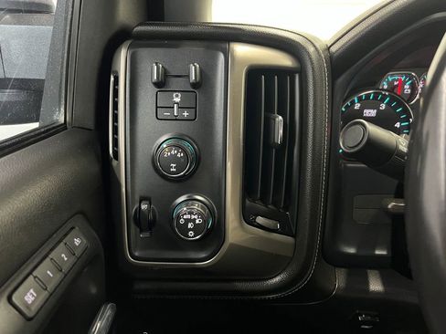 Used 2018 Chevrolet Silverado 2500 High Country w/ Duramax Plus Package image 26