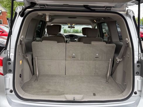 Used 2017 Nissan Quest SV image 14