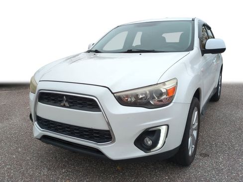 Used 2015 Mitsubishi Outlander Sport SE image 1