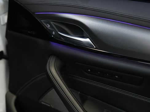 Used 2019 BMW M5 w/ Executive Package image 25