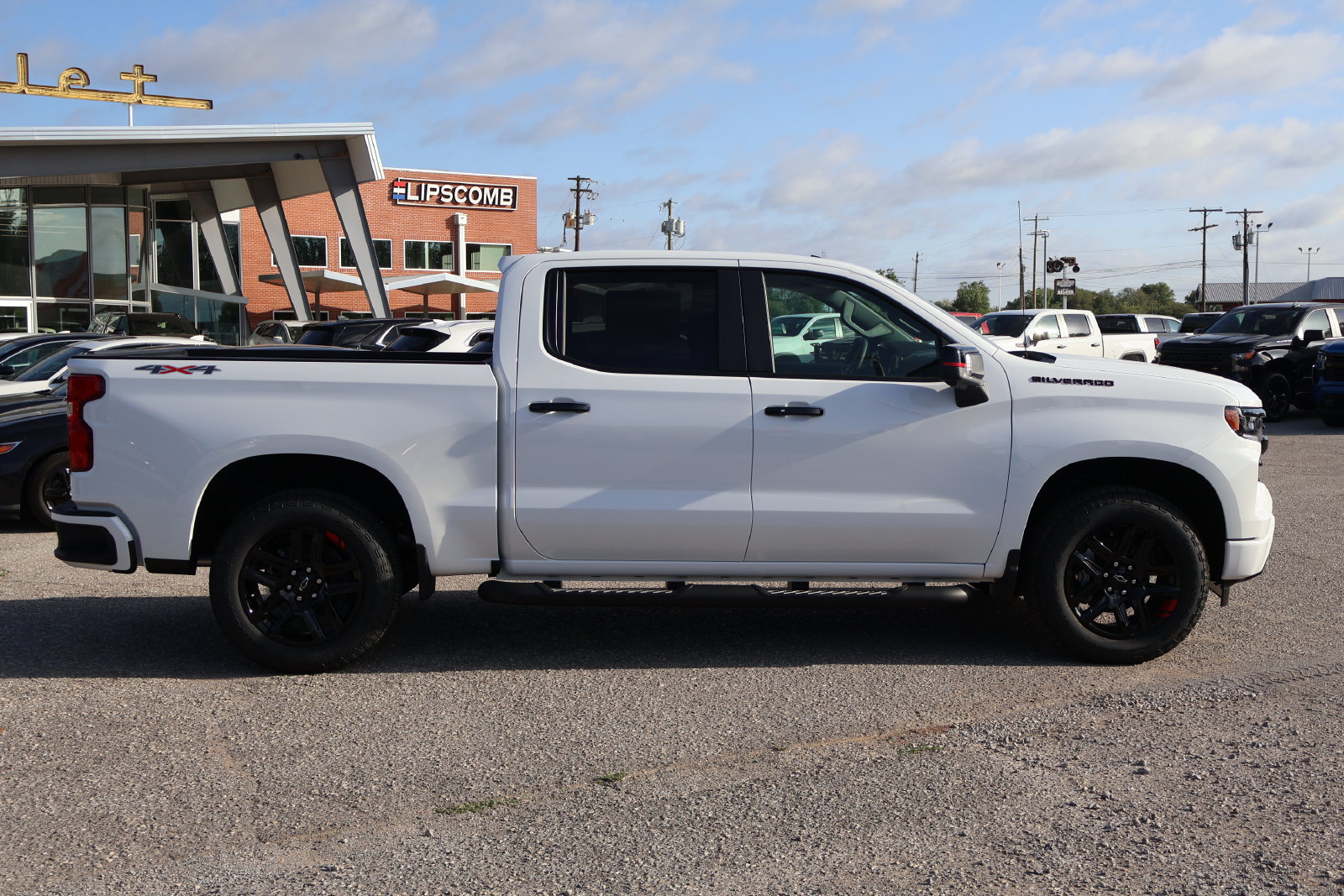 New 2026 Chevrolet Silverado 1500 RST w/ Redline Edition AWD/4WD image 3