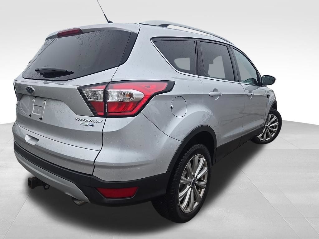 Used 2018 Ford Escape Titanium AWD/4WD image 5
