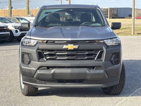 Used 2023 Chevrolet Colorado W/T image 4