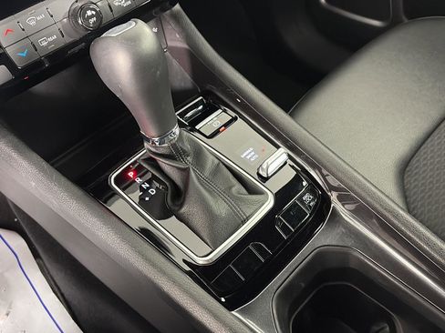 Used 2025 Jeep Compass Latitude image 35