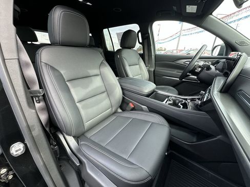 New 2025 Chevrolet Traverse LT w/ Enhanced Driving Package image 28