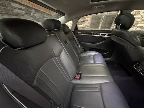 Used 2015 Hyundai Genesis 3.8 w/ Option Group 03 AWD/4WD image 38