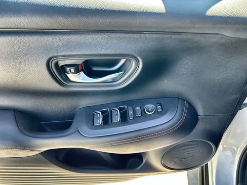 Certified 2024 Honda HR-V Sport image 15