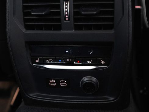 Used 2019 BMW 330i xDrive 330I Xdrive w/ M Sport Package image 16