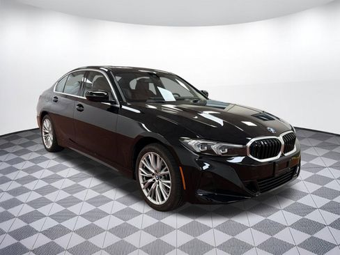 Certified 2024 BMW 330i xDrive Sedan w/ Convenience Package image 6