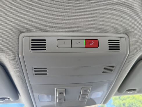 Used 2025 Volkswagen Jetta S FWD image 8