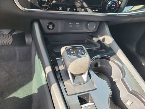 New 2026 Nissan Rogue SV AWD/4WD image 19