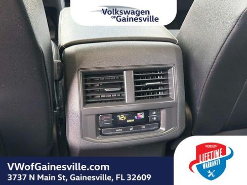 Used 2023 Volkswagen Atlas SE FWD image 14