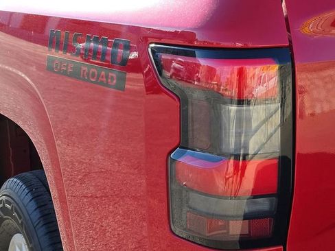 Used 2025 Nissan Frontier S image 10
