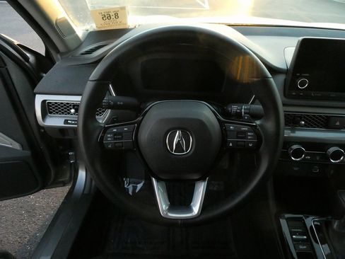 Used 2025 Acura Integra image 4