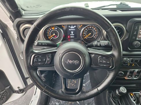 Used 2020 Jeep Wrangler Sport image 29