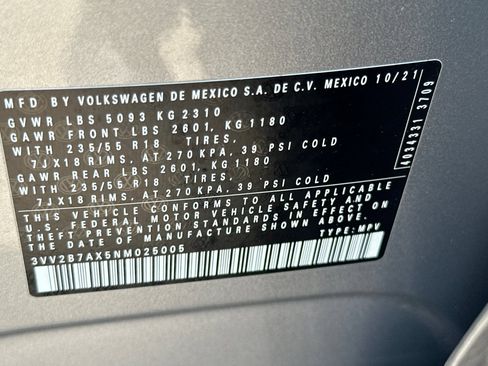 Used 2022 Volkswagen Tiguan SE AWD/4WD image 26