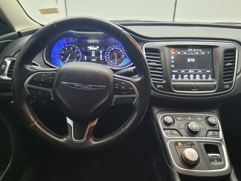 Used 2016 Chrysler 200 Limited Platinum image 22