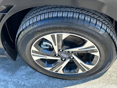 Certified 2025 Subaru Crosstrek 2.0i Premium image 7