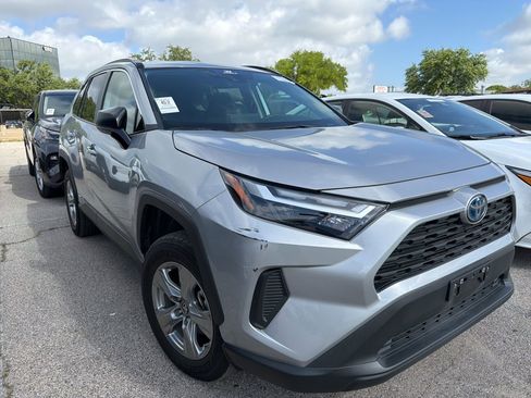 Used 2024 Toyota RAV4 LE image 3