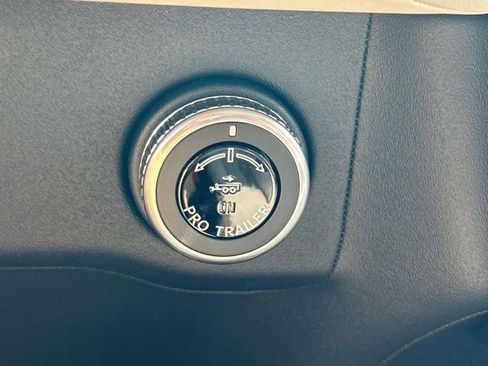 New 2025 Lincoln Navigator Reserve AWD/4WD image 34