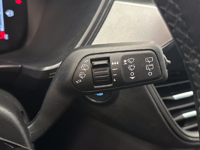 Used 2023 Ford Escape Active AWD/4WD image 36