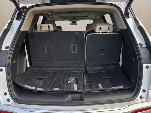 Used 2018 Buick Enclave Premium FWD image 14