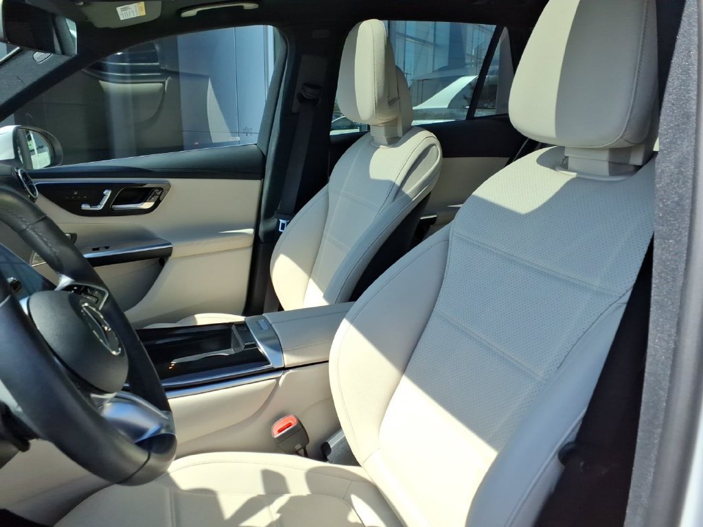 Certified 2023 Mercedes-Benz GLC 300 4MATIC image 13