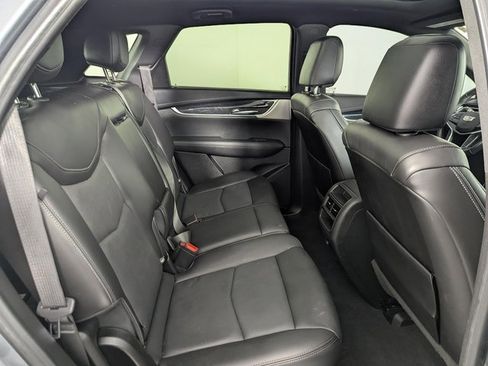 Used 2022 Cadillac XT5 Premium Luxury image 19