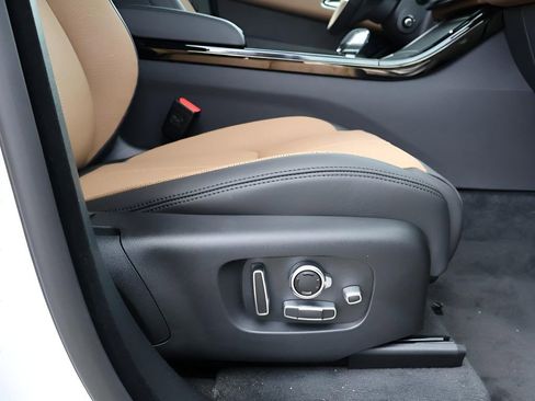 New 2026 Land Rover Range Rover Velar Autobiography image 12