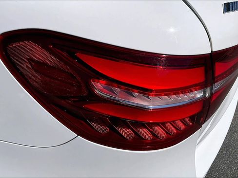 Used 2018 Mercedes-Benz GLC 43 AMG 4MATIC image 29