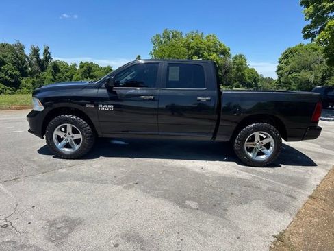 Used 2016 RAM 1500 Express AWD/4WD image 4