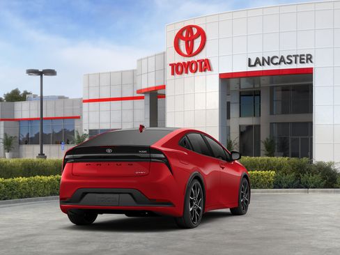 New 2027 Toyota Prius Plug-In Hybrid FWD image 11