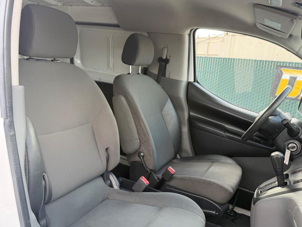 Used 2017 Nissan NV200 S w/ Back Door Glass Package FWD image 30