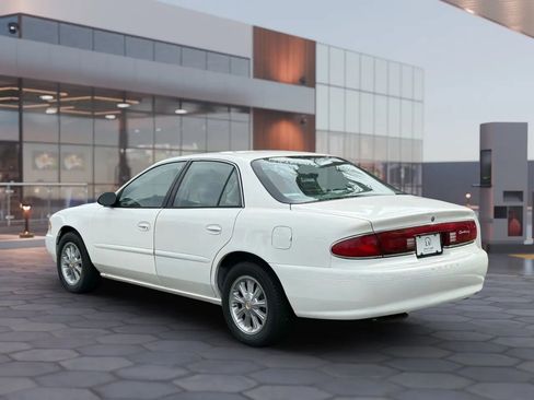 Used 2005 Buick Century Sedan image 4