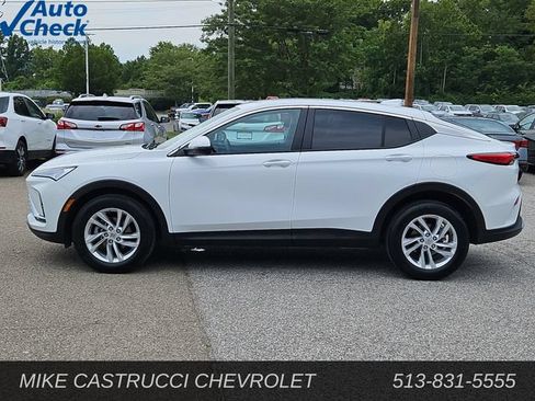 Used 2026 Buick Envista Preferred FWD image 2