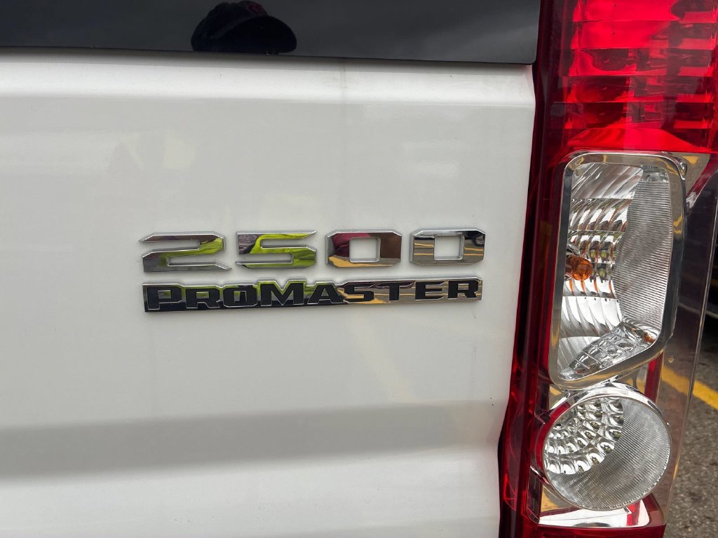 Used 2025 RAM ProMaster 2500 w/ U-Haul Equipment Group FWD image 12