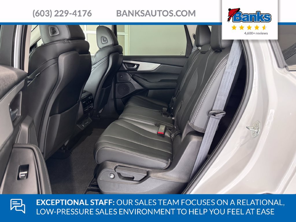 Used 2025 Acura MDX SH-AWD image 10