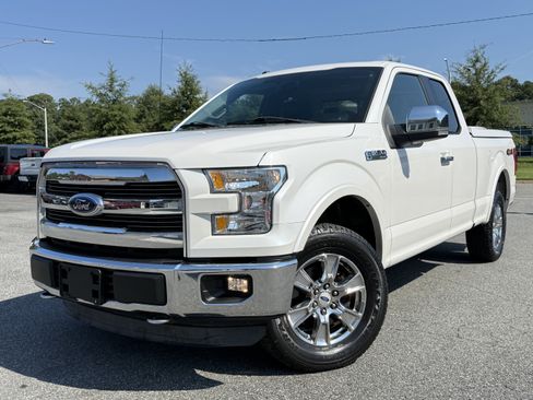 Used 2015 Ford F150 Lariat image 1