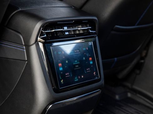 Used 2026 Cadillac Escalade IQ Luxury 1 AWD/4WD image 34