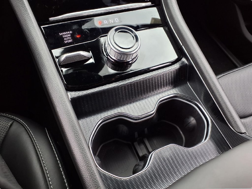 New 2026 Jeep Grand Cherokee Limited AWD/4WD image 10