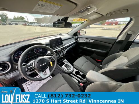 Used 2023 Kia Forte LXS w/ LXS Technology Package FWD image 11