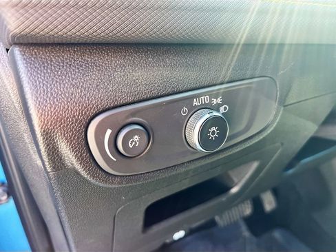 Used 2025 Chevrolet TrailBlazer ACTIV w/ Convenience Package FWD image 10