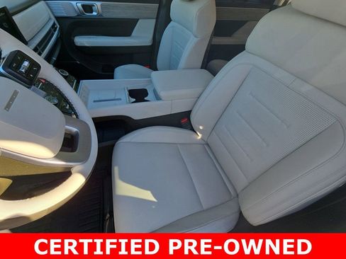 Used 2025 Hyundai Santa Fe Calligraphy image 17