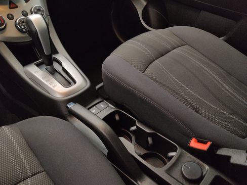 Used 2019 Chevrolet Sonic LT FWD image 26
