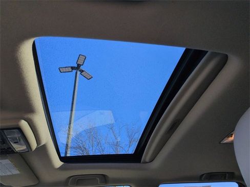 Used 2015 Toyota 4Runner SR5 image 20