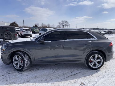 Used 2019 Audi Q8 Prestige image 9