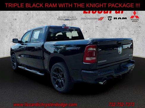 Used 2023 RAM 1500 Laramie AWD/4WD image 4